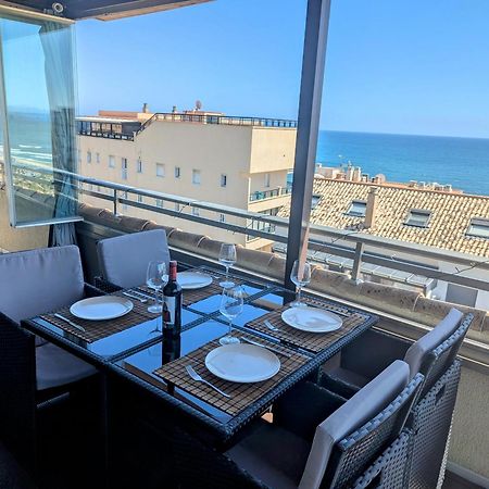 Modern Penthouse Apartment - 1 Min From The Beach Фуeнхирола Екстериор снимка