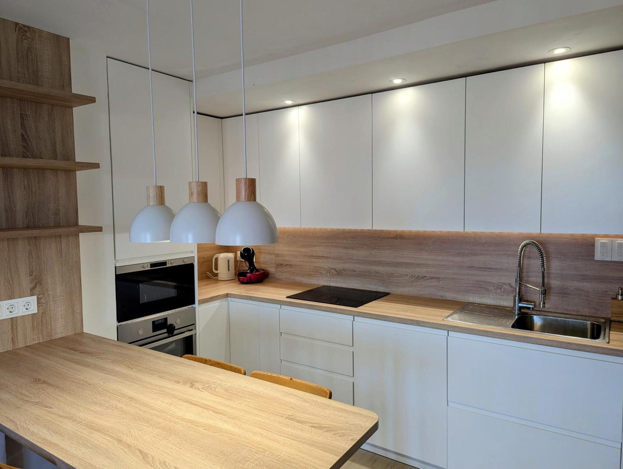 Modern Penthouse Apartment - 1 Min From The Beach Фуeнхирола Екстериор снимка